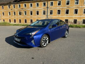 Toyota Prius 2016 1.8 hybrid, tažné,serviska, nízký nájezd - 2