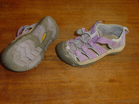 Po vnoučatech pěkné boty KEEN - 2