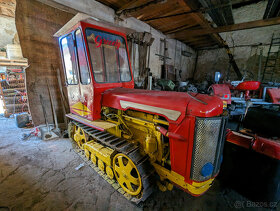 Pásový traktor Bolgar - 2
