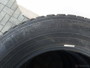Pneu NOKIAN Dacia Duster 215/65/16 - 2