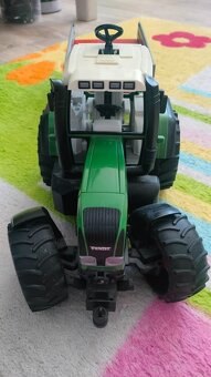 Bruder traktor - 2