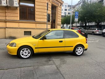 Honda Civic 6g - 2