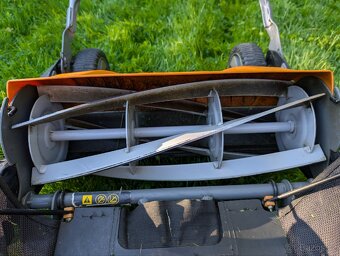 Vřetenová sekačka Fiskars StaySharp™ Max - 2