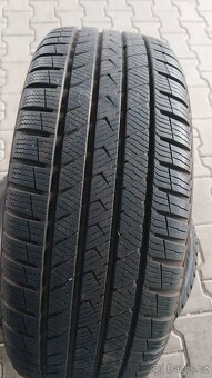 Prodám 2 x celoroční pneu Vredestein 215/50/18 - 2