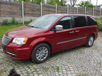 Chrysler Town & Country 3.6 V6 - 2