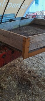 Prodám korbu na traktor rs09 - 2