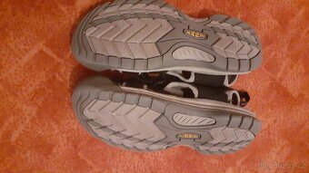Sandále Keen - 35 - 2