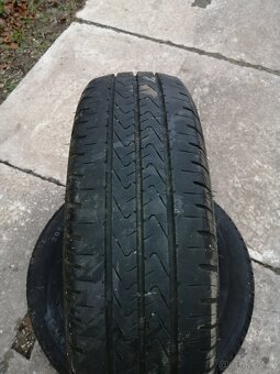 Pneu 205 /75R 16C - 2