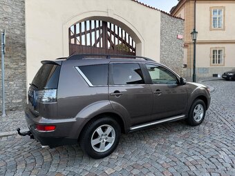 Mitsubishi Outlander 2.3DI-D 4x4 ČR 130kw Kůže Tažné Navi - 2