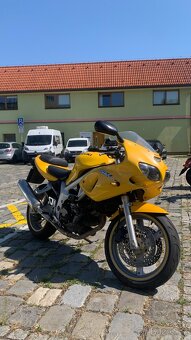 Suzuki SV650s - 2