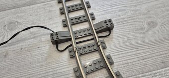 LEGO 4560,4561 9V VLAK + vagóny - 2