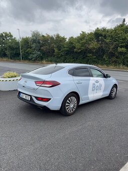 Hyundai 30 rok výroby 2020 - 2