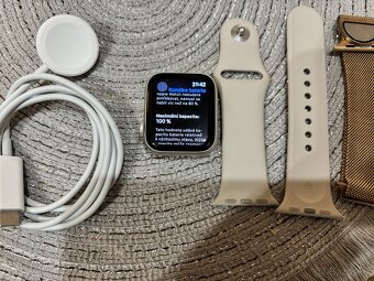 Apple Watch SE (2022) 40mm - 2