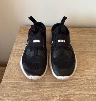 Nike slip on tenisky vel. 29,5 - 2
