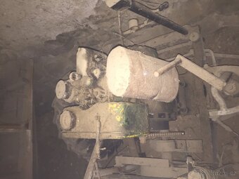 Traktorem /traktor naftový - 2