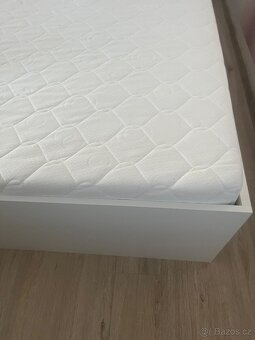 Postel bila 140x200 - 2