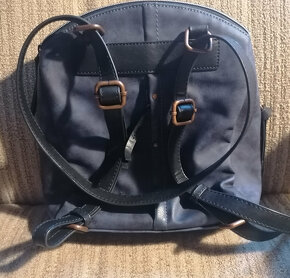 Elegantní městský batůžek/taška - 2