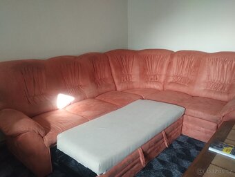 Rozkládací pohovka s úložným prostorem a konferenčním stolem - 2