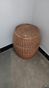 Proutěný prádelní koš - 2