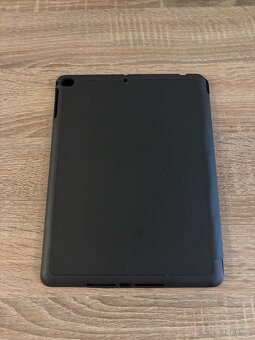 Poudro / kryt na tablet Apple iPad 9,7" - TOP - 2