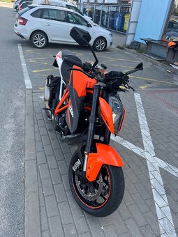 KTM 1290 Superduke R - 2