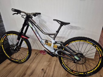 SPECIALIZED DEMO 8 II    2015 - 2