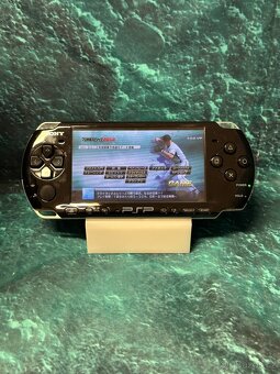 PSP 3000 Piano black včetně originálního boxu - 2