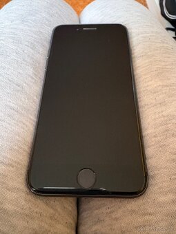IPhone 8 64GB - 2