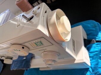 šicí stroj AMYSA - 2