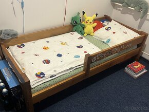 Prodám dětskou postel,dřevěná masiv - 2