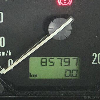 ŠKODA FABIA I 1,4 MPi  BEZ KOROZE 86tis km najeto  REZERVACE - 2