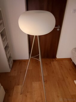 Stojací lampa - 2