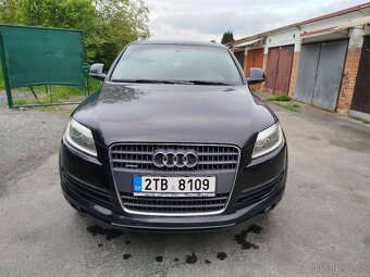 Audi Q7 3.0tdi S line, 7 míst, pružiny - 2
