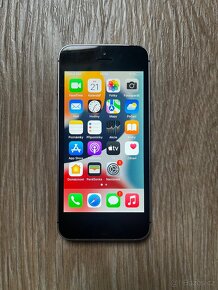 Apple iPhone SE 32GB Černý - 2