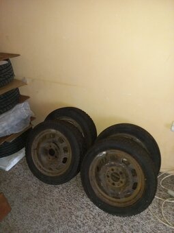 185/55 R15 - 2