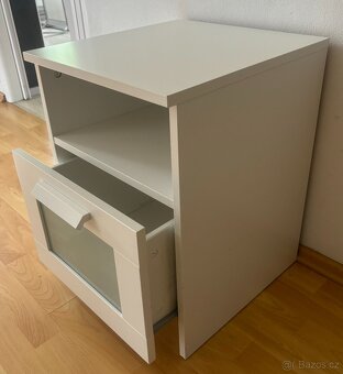 stolek s úložným prostorem - 2