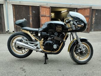 Suzuki GSX 500 - 2
