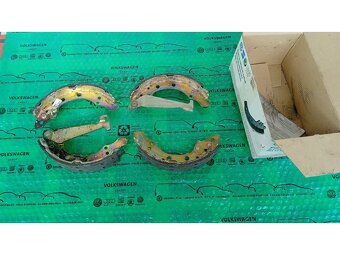 sada brzdových čelistí Škoda Favorit, Felicia 6U0698525A - 2