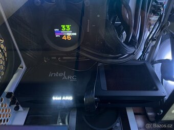 Intel Core i7-14700KF,Intel Arc B580 Limited Edition - 2