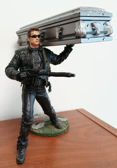 Vzácná figurka T-850 Terminator s rakví od firmy McFarlane - 2