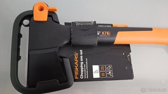 Sekera Fiskars x7 - 2