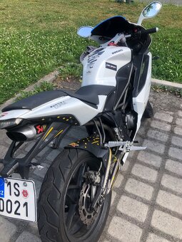 Megelli 125r - 2