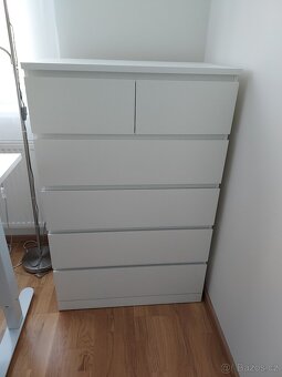 Komoda - 2