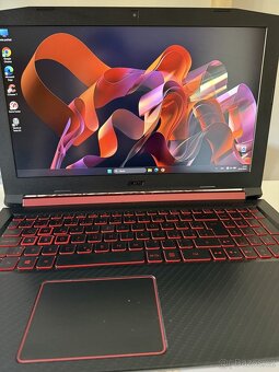 Prodám herní notebook Acer Nitro 5 - 2
