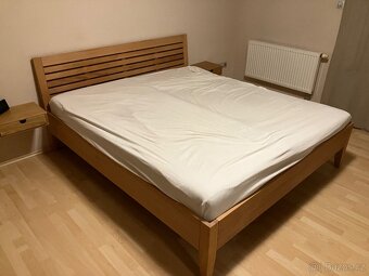 Postel masiv + rošty - 2