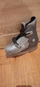 Chlapecké brusle  vel.37-40 - 2