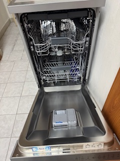Prodám myčku BEKO stříbrná - 2