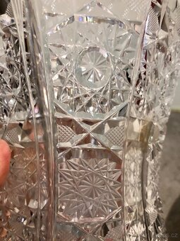 Broušená váza - 2