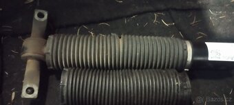 Tlumič pérování ORIGINAL FORD 2473875 focus - 2