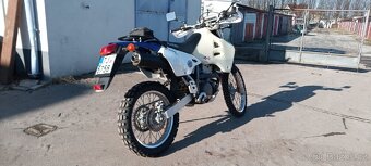 Suzuki DR-Z 400 S - 2
